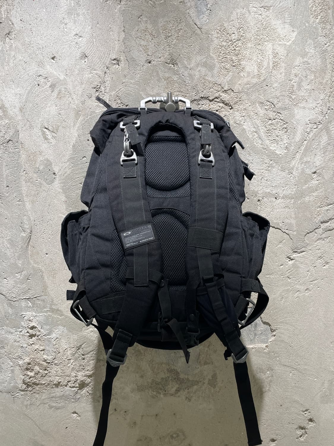 오클리 블랙 테크니컬 필드 기어 백팩 상품이미지5