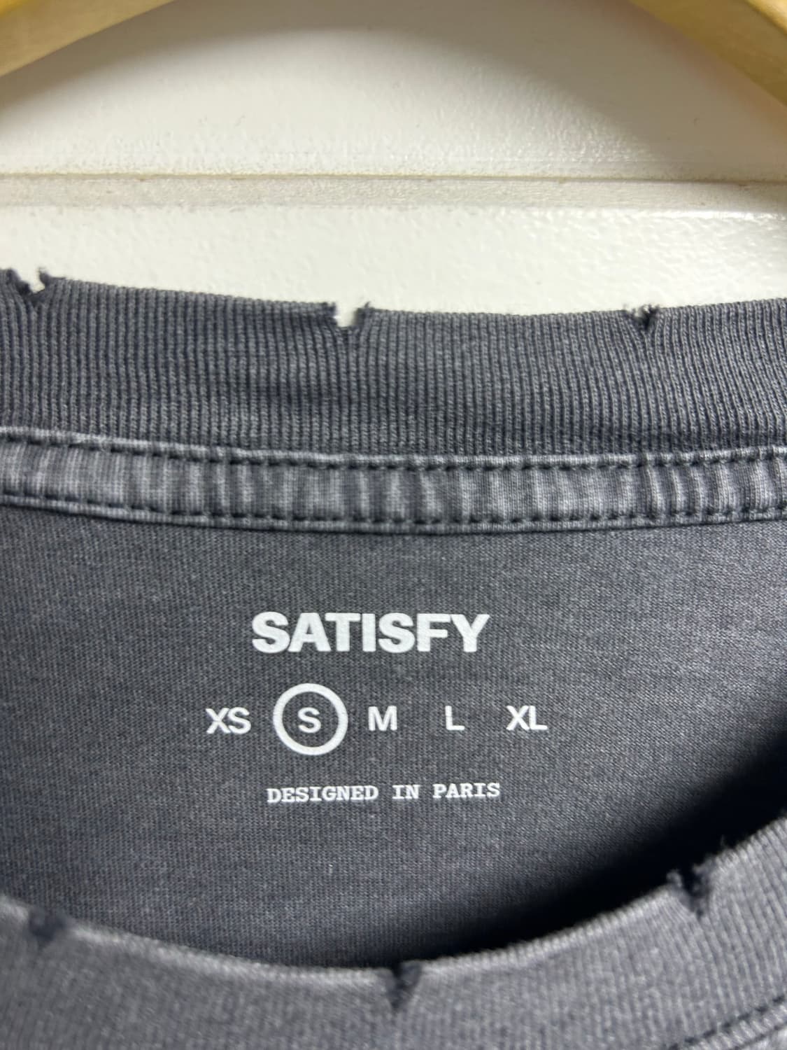 새티스파이 더 라커 롱슬리브 상품이미지3