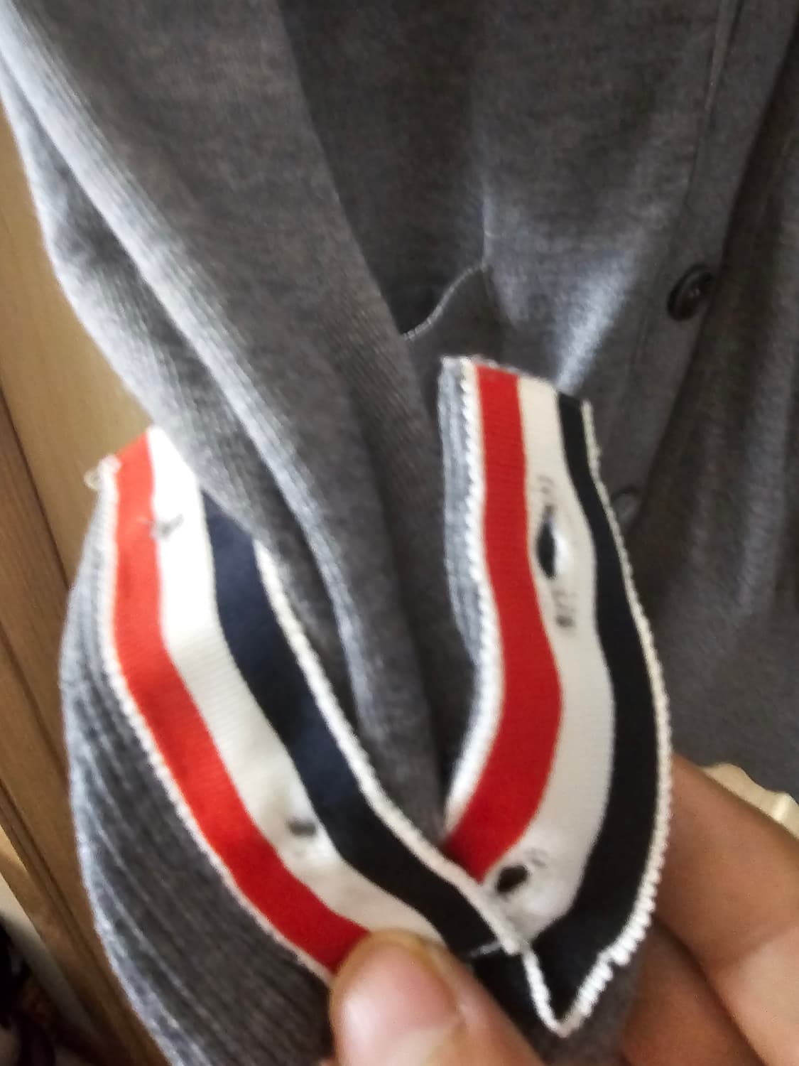 톰브라운 시그니처 메리노울 가디건(3/정품) 상품이미지6