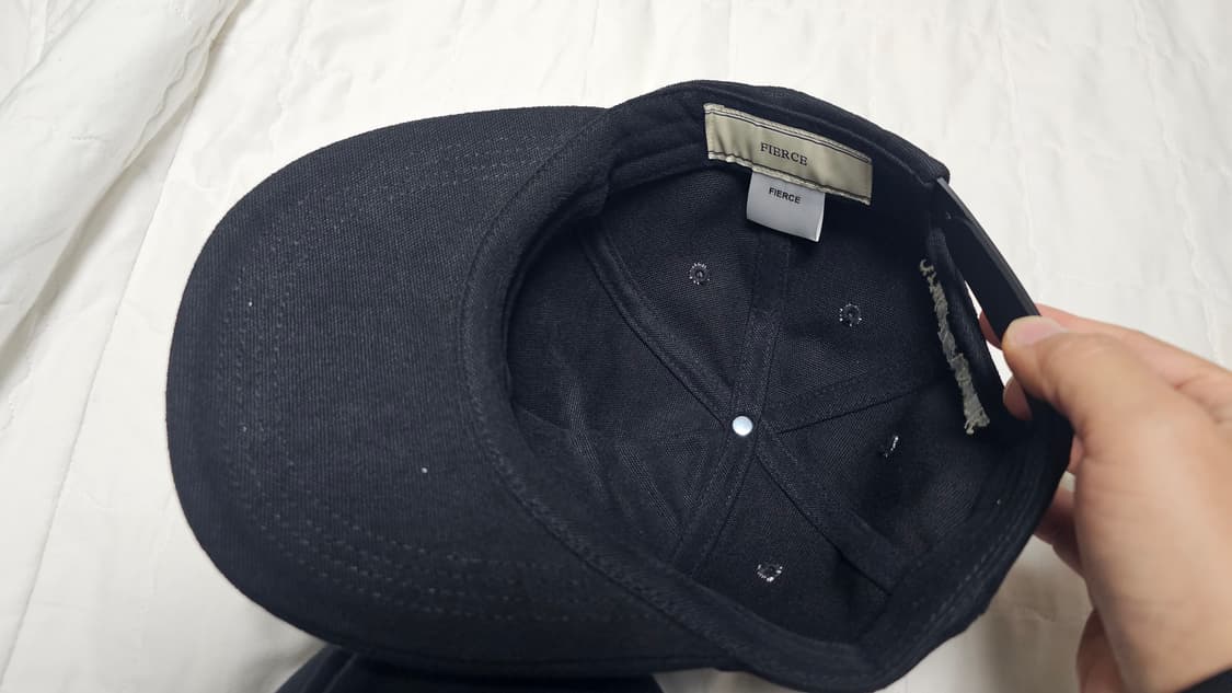 블랙아웃 피어스 모자 상품이미지4