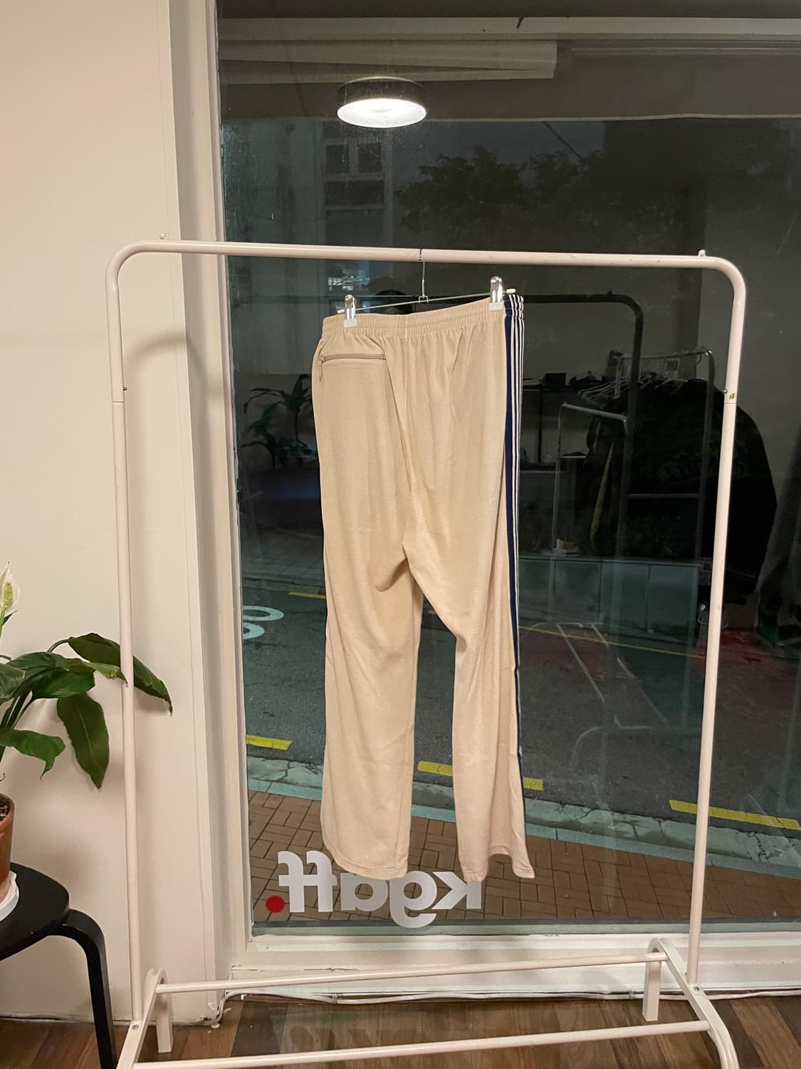 니들스 트랙팬츠 내로우 m 상품이미지3