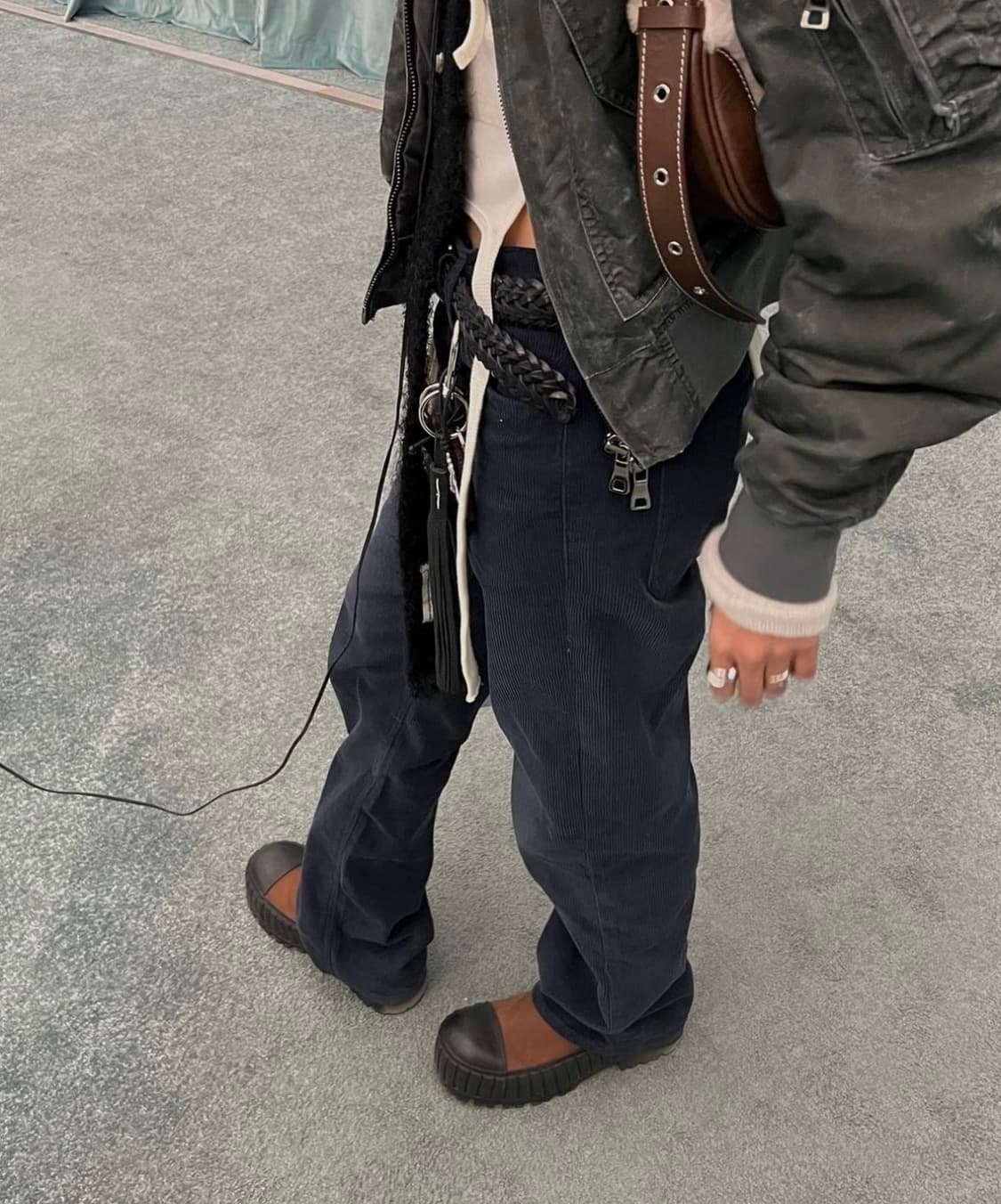 KNOW WAVE. 피그먼트 봄버 유니섹스 상품이미지3