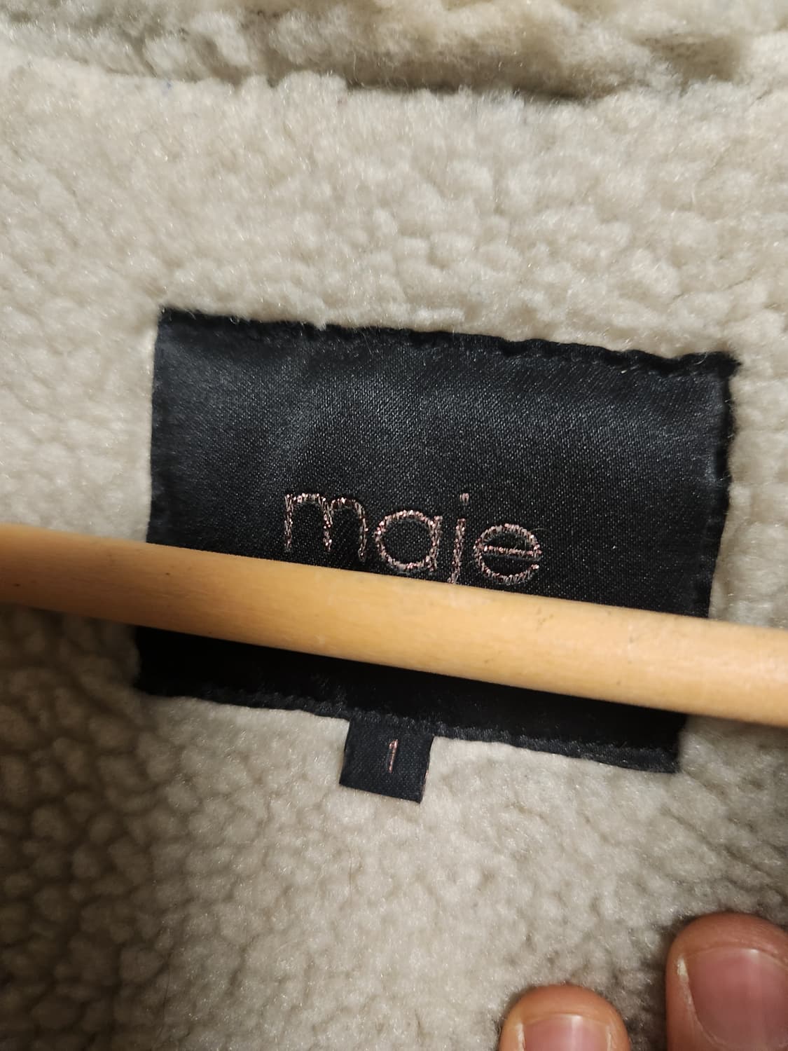 마쥬(Maje) 라쿤퍼 야상 후드점퍼 1사이즈 상품이미지3