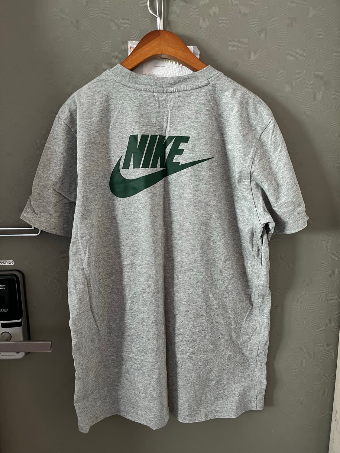 Nike x strangerthings 반팔 상품이미지2