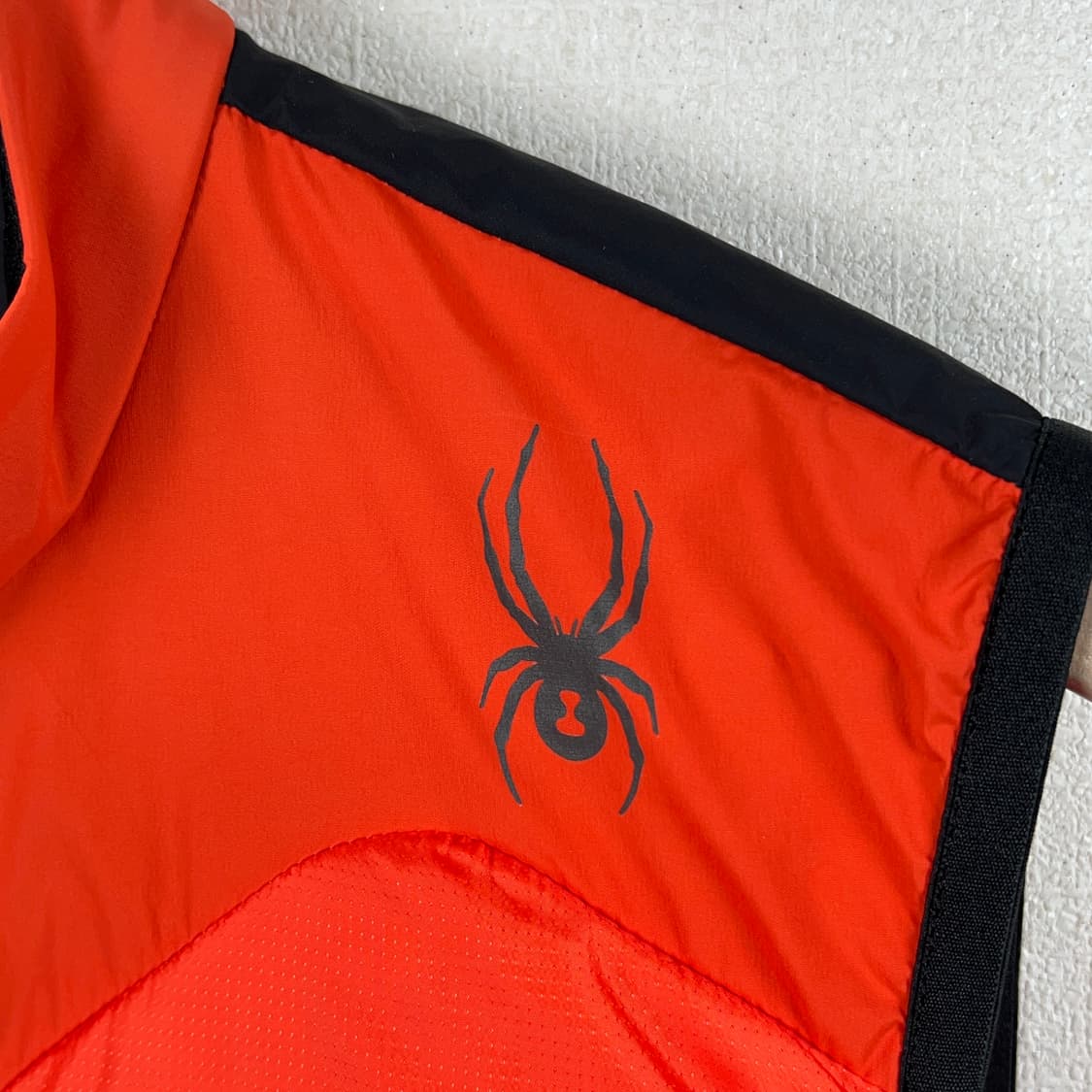 스파이더 여성 Thin Down 초경량 러닝 베스트 M 상품이미지3