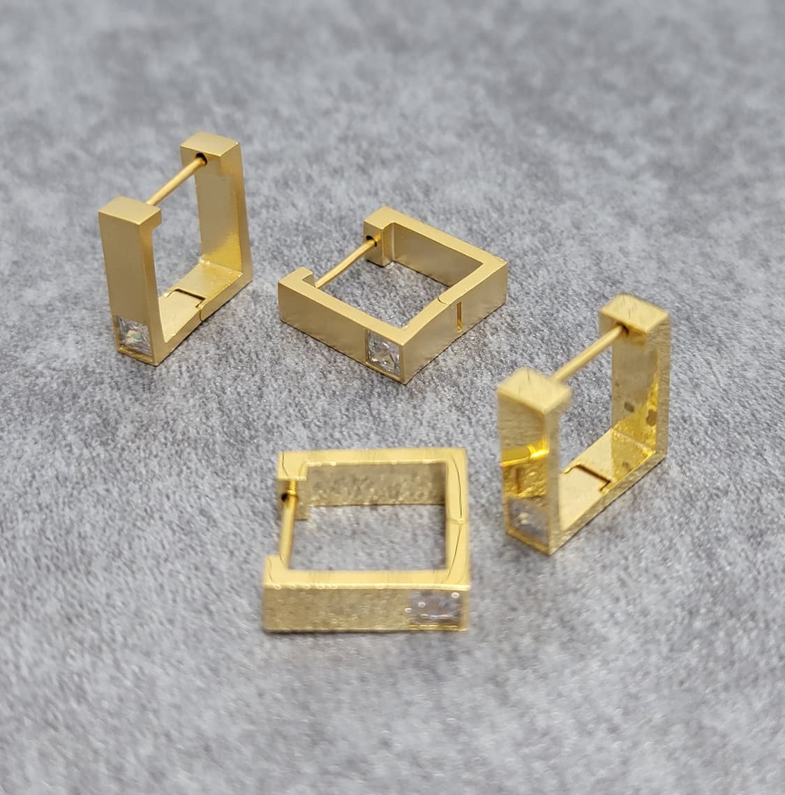 square earrings 상품이미지1