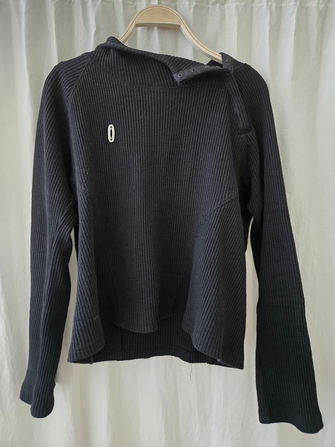 할로미늄 슬림 와플 후디 블랙 상품이미지3