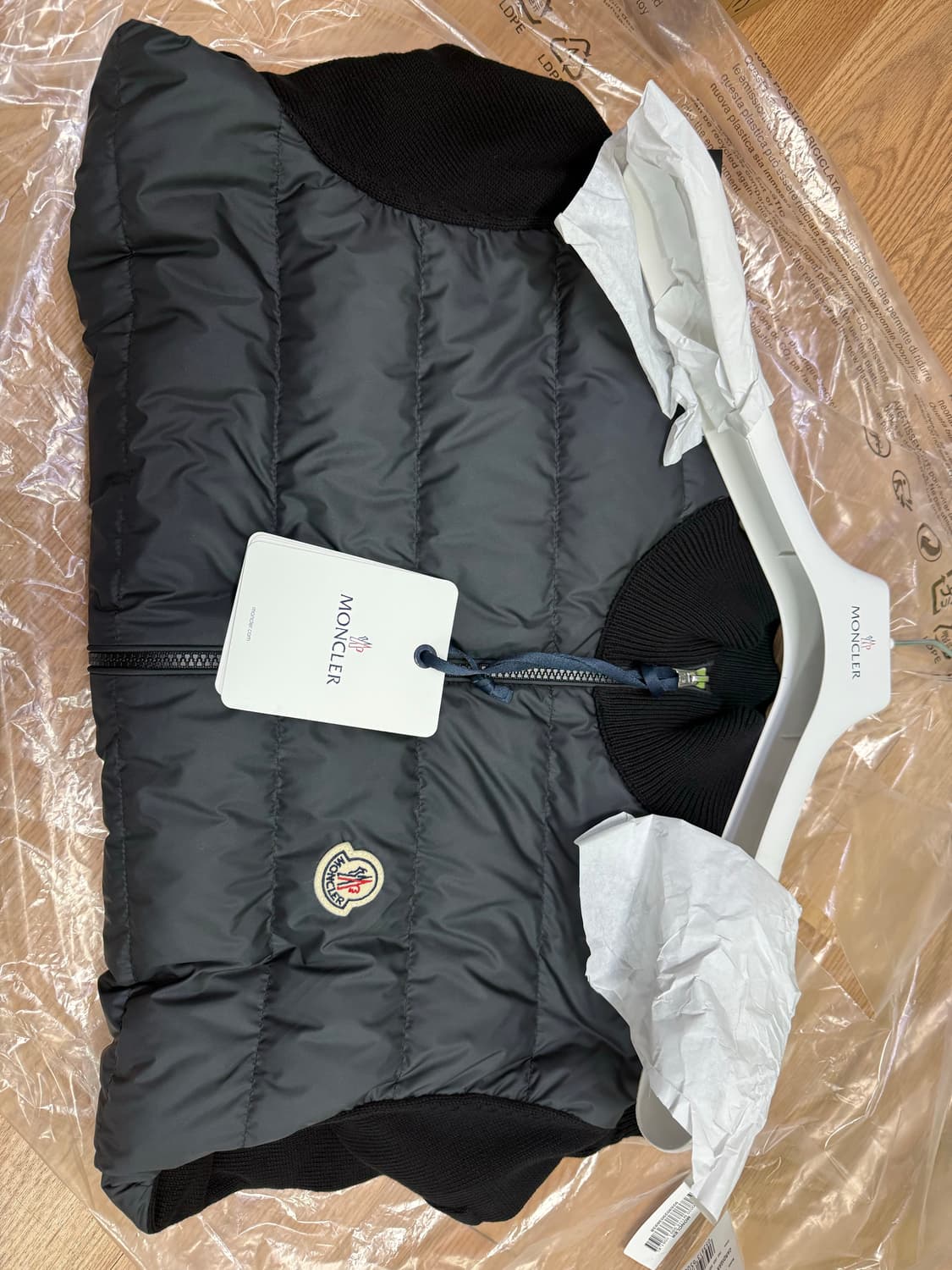 몽클레어 몽클레르 26ss 니트패딩 XL 판매 상품이미지2