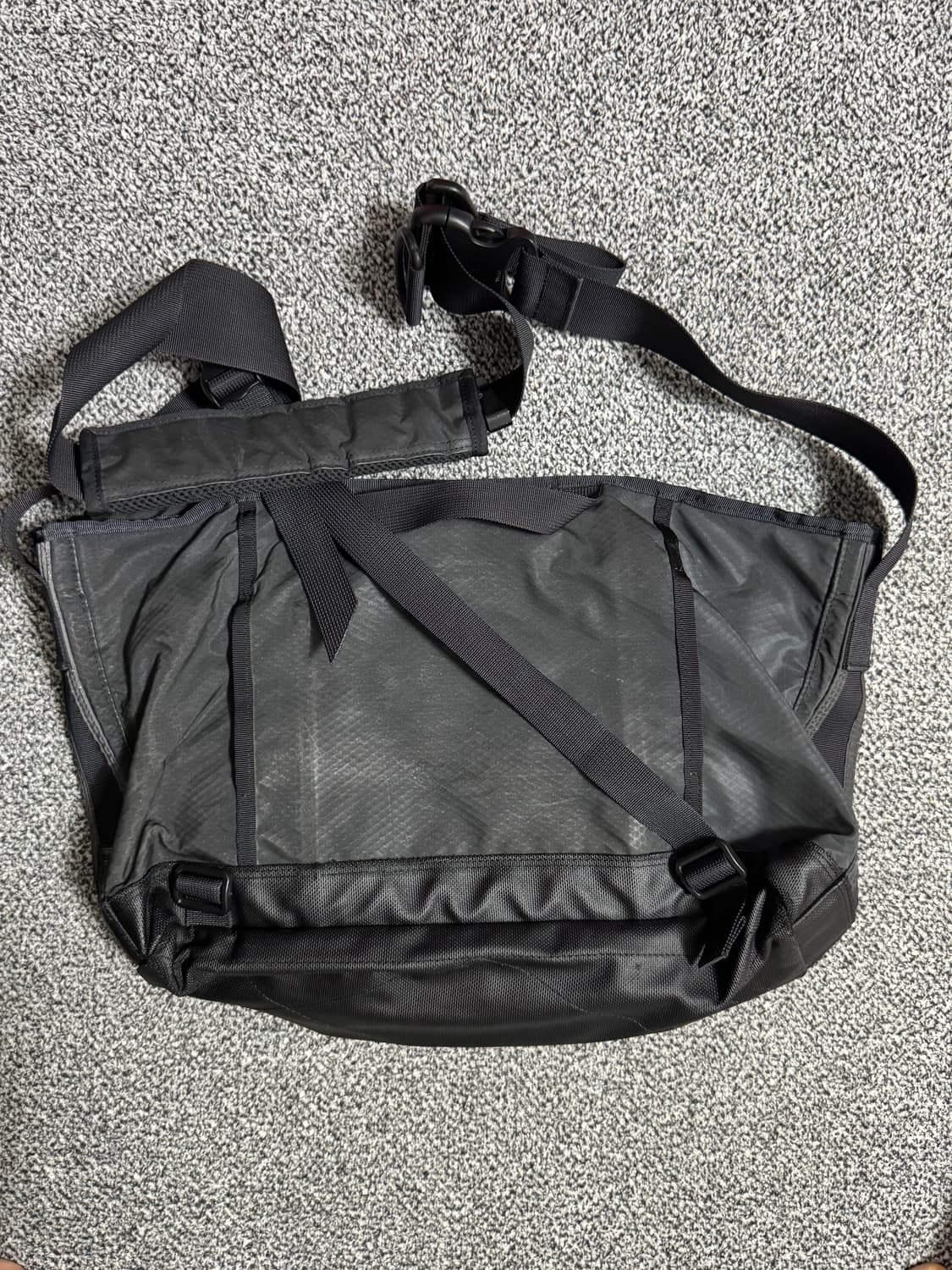 요시다포터 블랙 크로스백 메신저백 상품이미지4