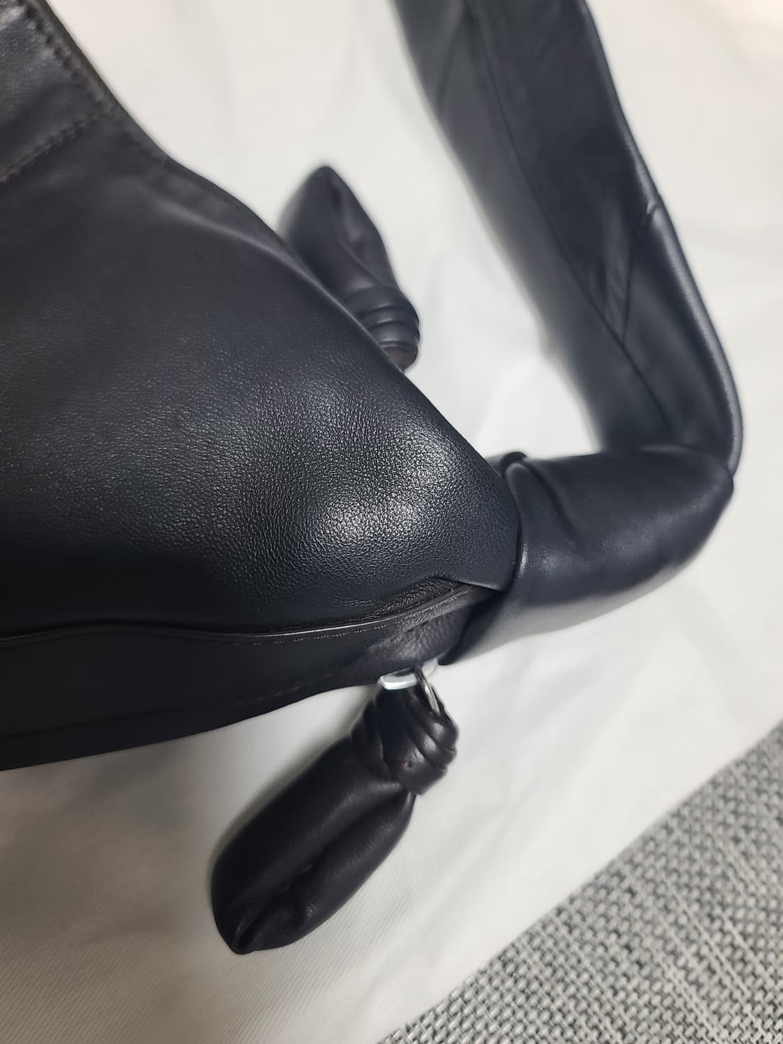 르메르 크루아상 포춘백 나파레더 라지 다크초콜릿 숄더백 상품이미지3