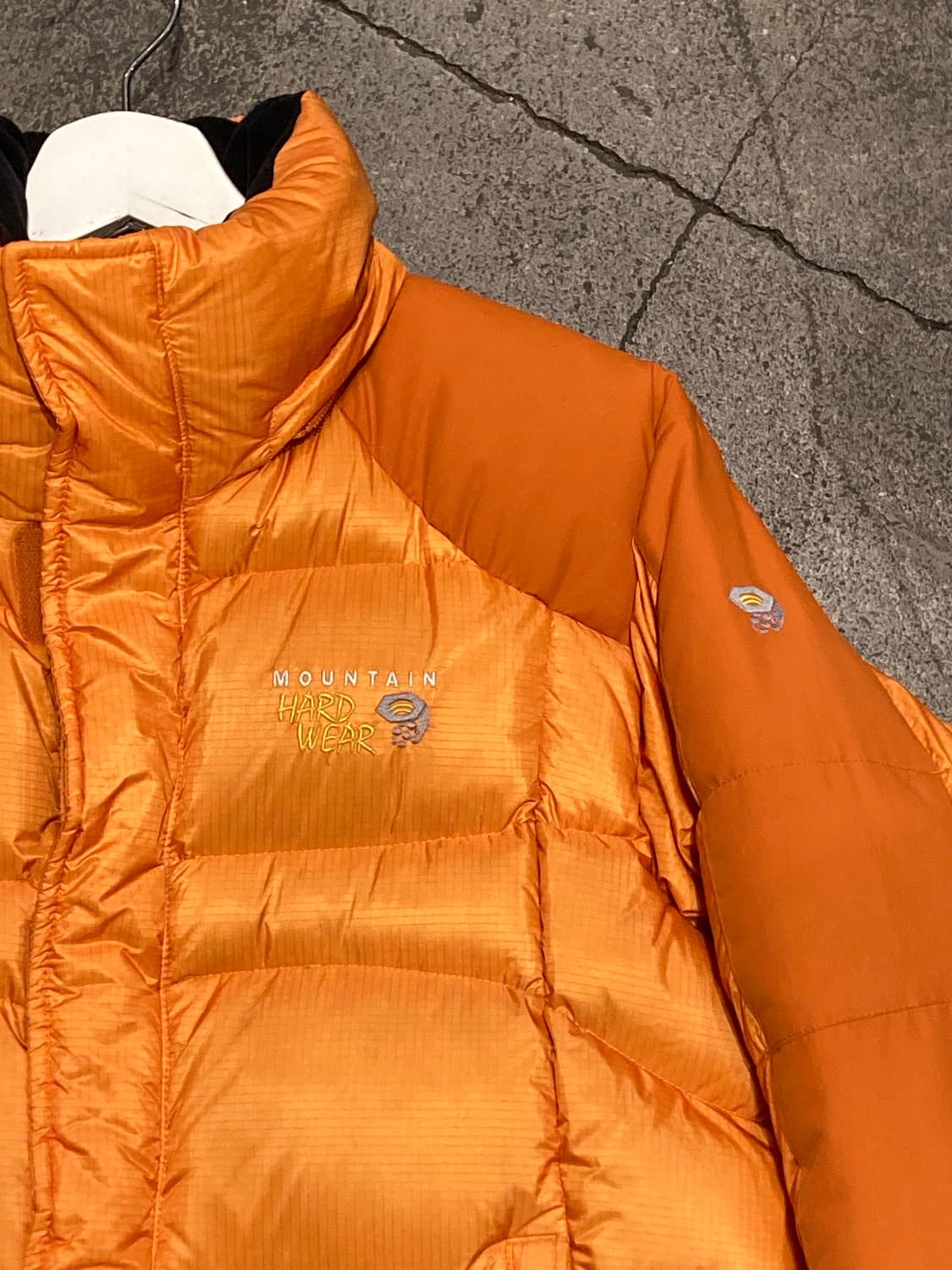 마운틴하드웨어 오렌지 패딩 자켓 여성M 상품이미지2