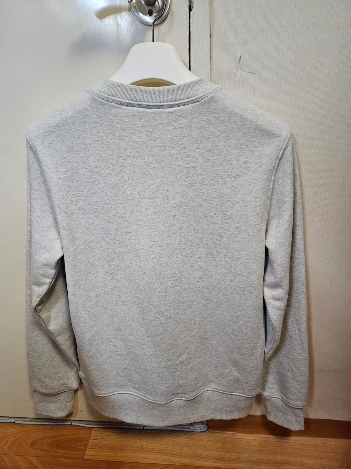 95 M) 질스튜어트 뉴욕 맨투맨 티셔츠 상품이미지2