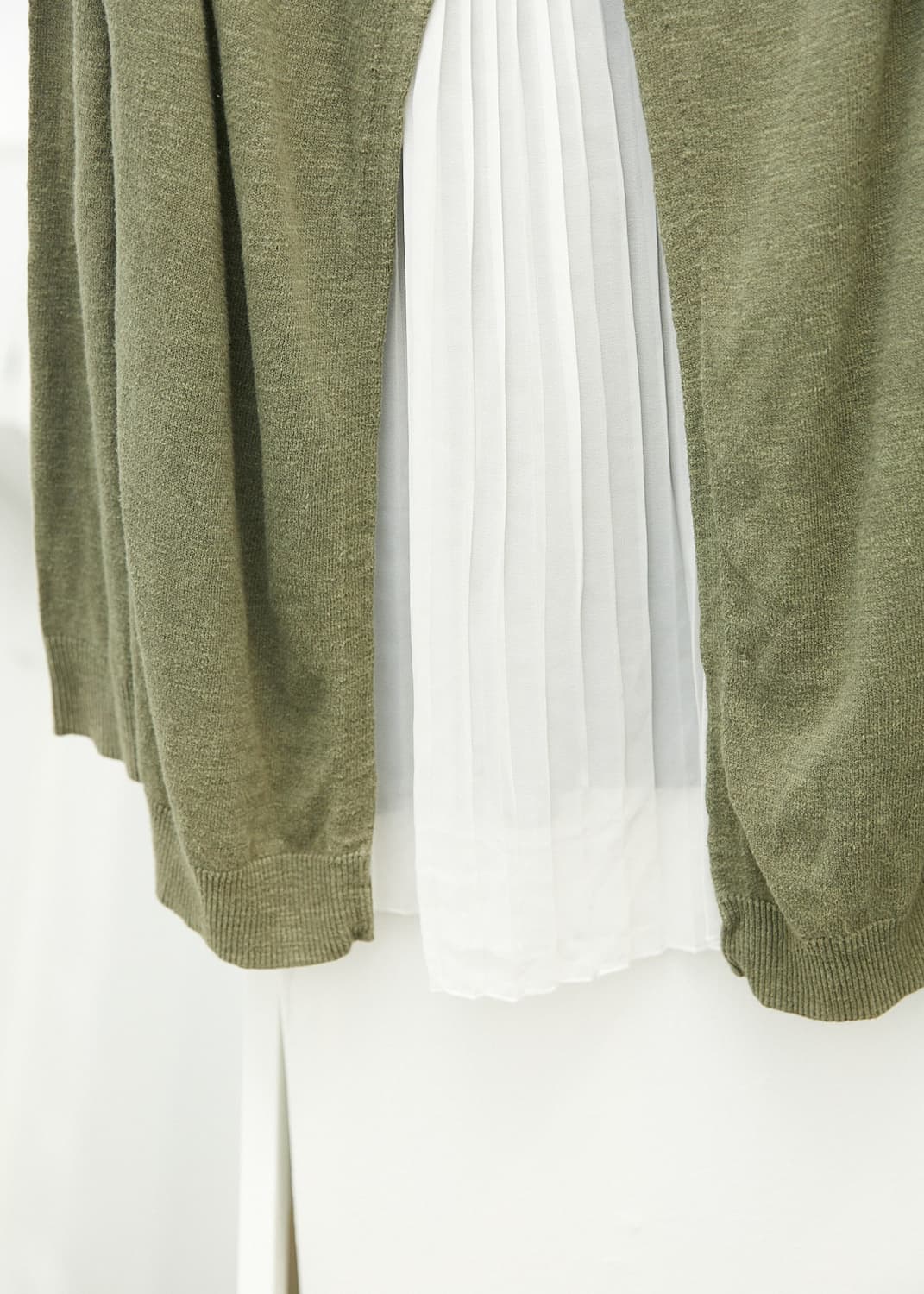 Back Slit Layered Knit Top 상품이미지5