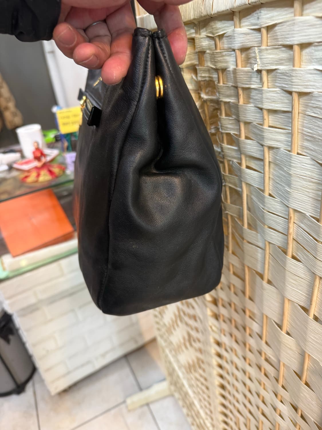 정품 프라다 레더 토트백 팝니다 상품이미지3