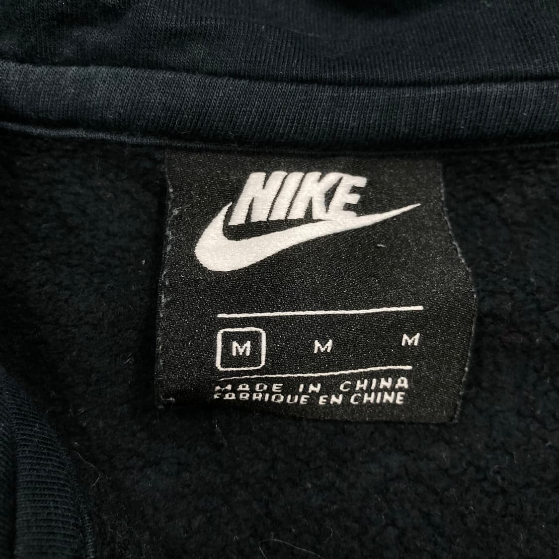 나이키 네이비 컬러 퓨추라 스몰 로고 후드 집업 상품이미지3