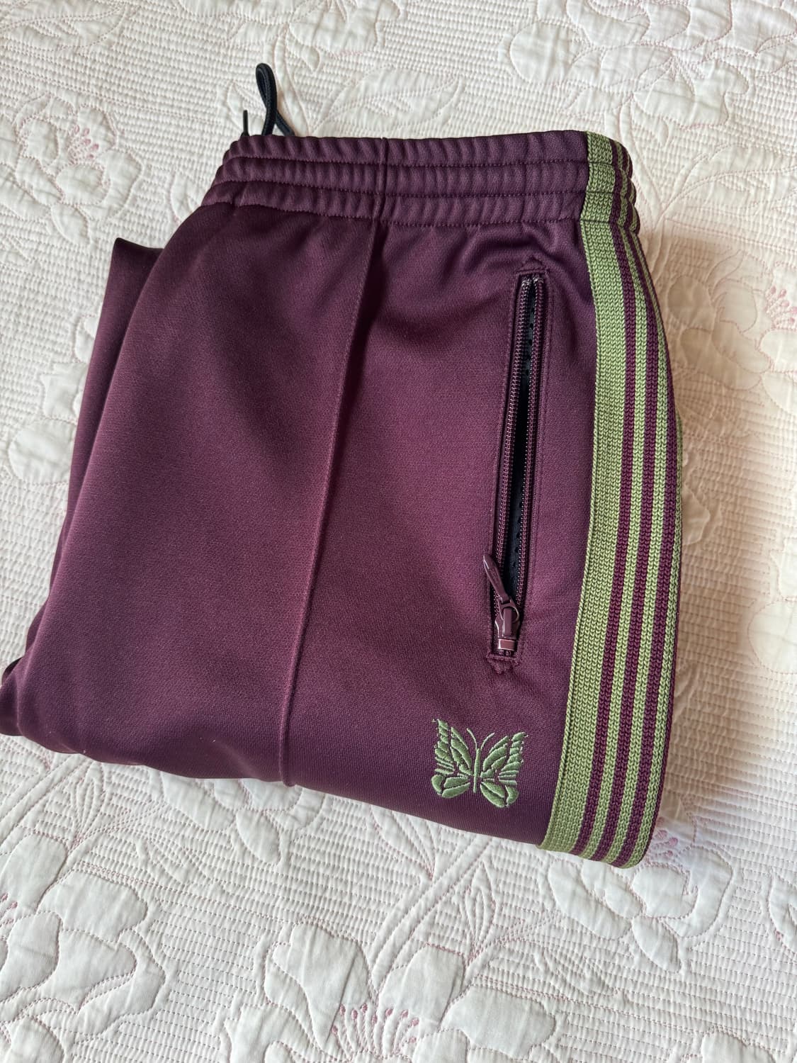 니들스(Needles) 마룬 스트레이트 트랙팬츠 M사이즈 상품이미지1