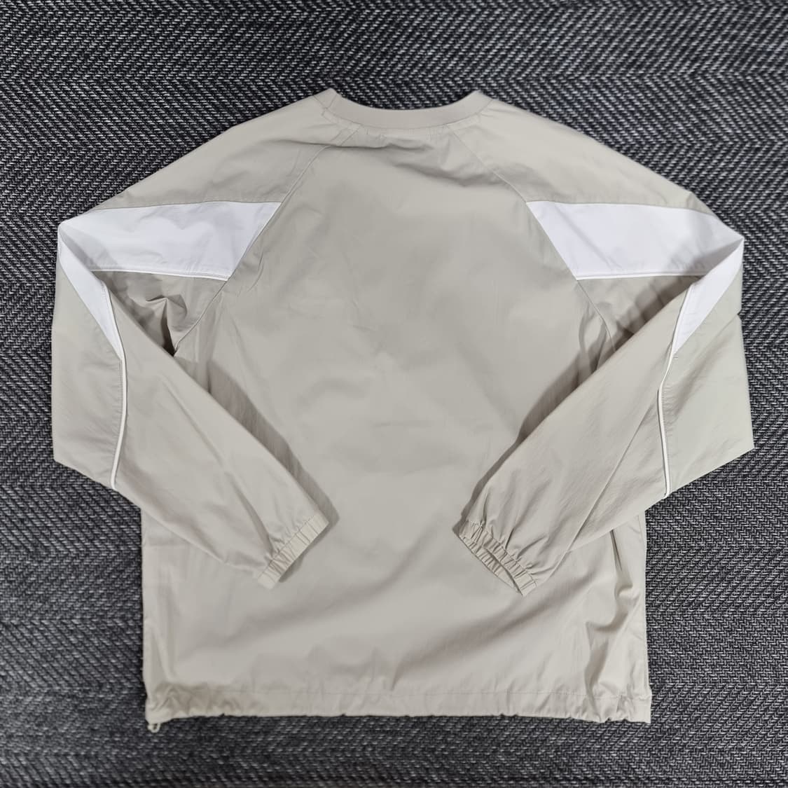 뉴발란스 베이지 아노락 트레이닝 상품이미지2