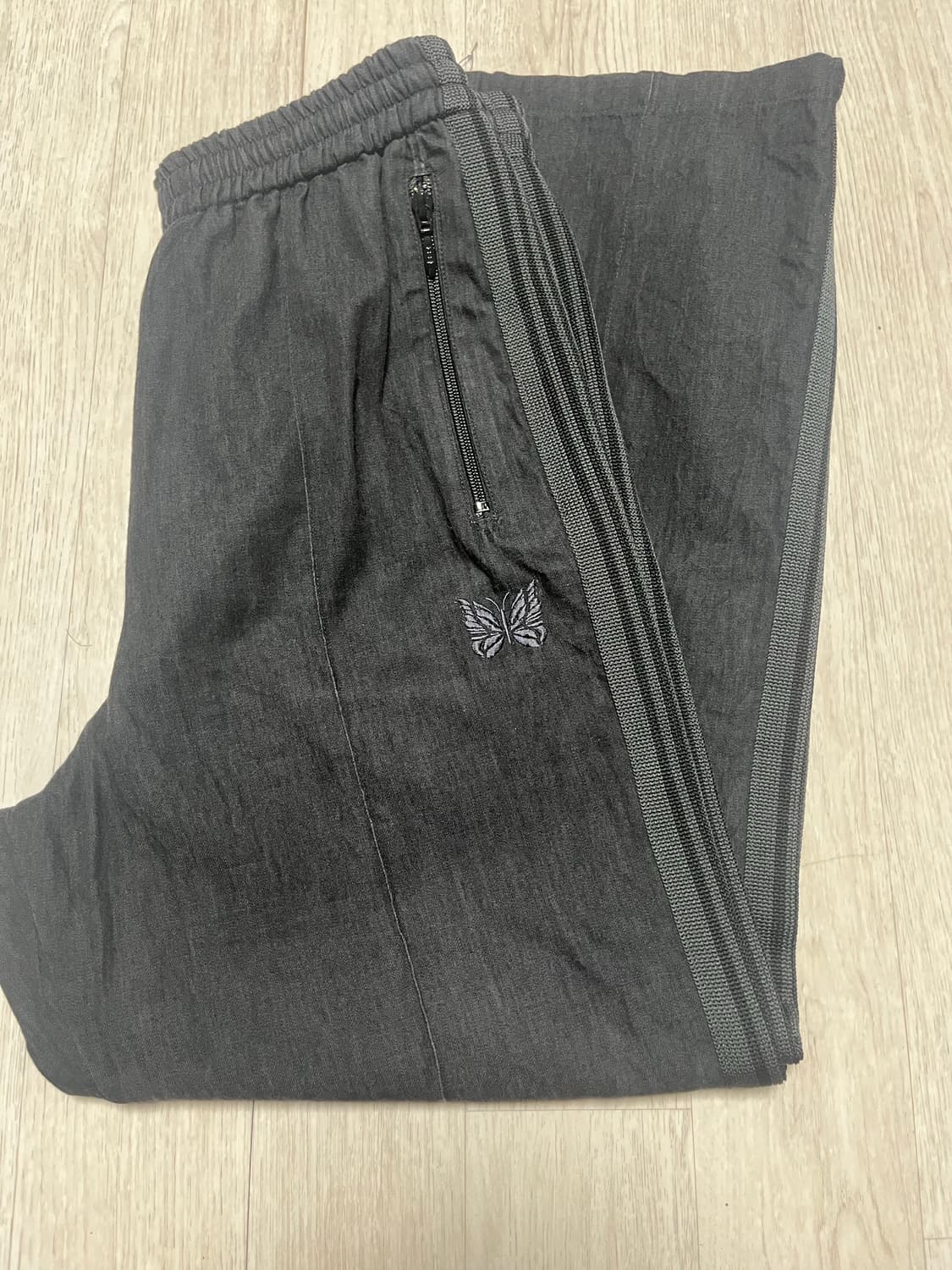 M)니들스X스튜디오스 스트레이트 데님트랙팬츠 상품이미지1