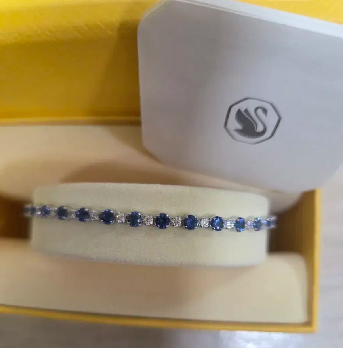 신상 새제품)스와로브스키 테니스 블루 팔찌 정품 상품이미지8