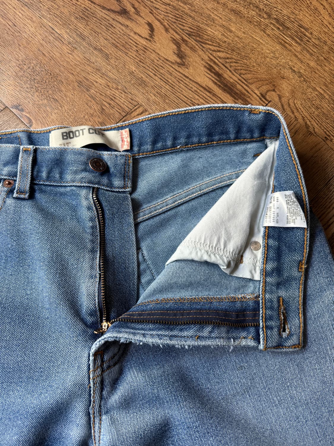 [32]00's 리바이스 517 빈티지 페이딩 스트레치 플레어진 F52 상품이미지3
