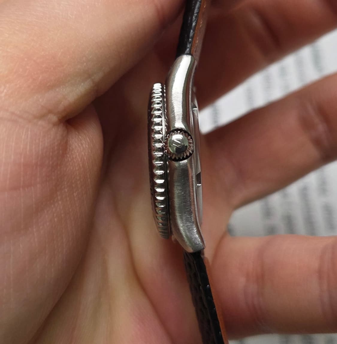 태그호이어 셀 프로페셔널 엘레강스 오리지널 그레이판 쿼츠 여성용 상품이미지5