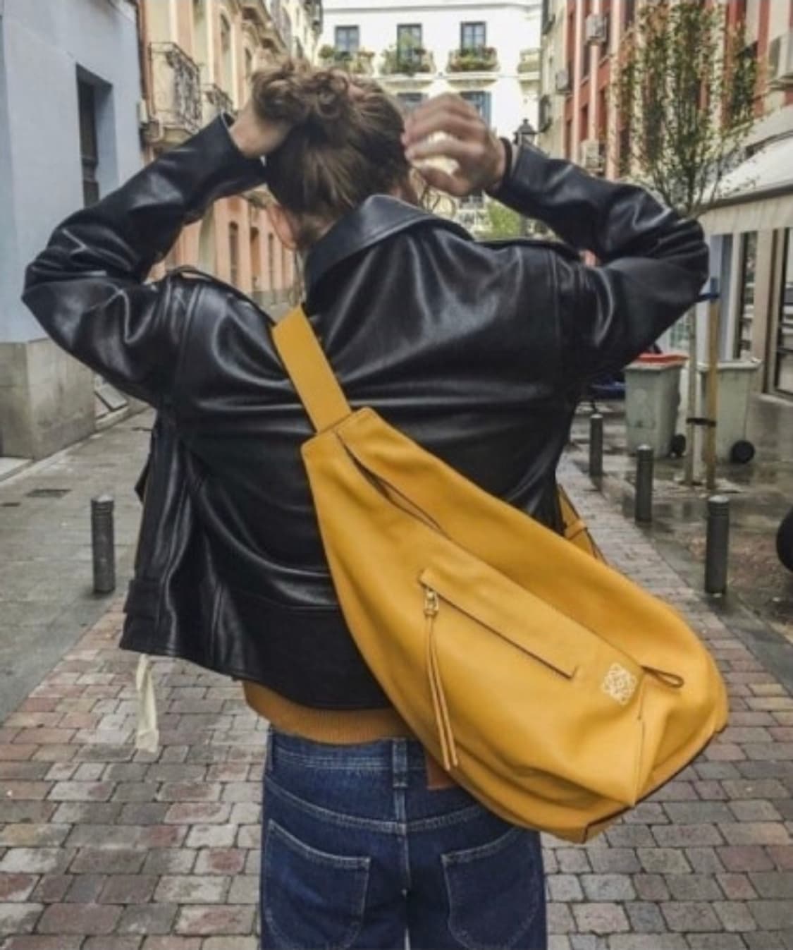 로에베 안톤백팩 겨자색 상품이미지8