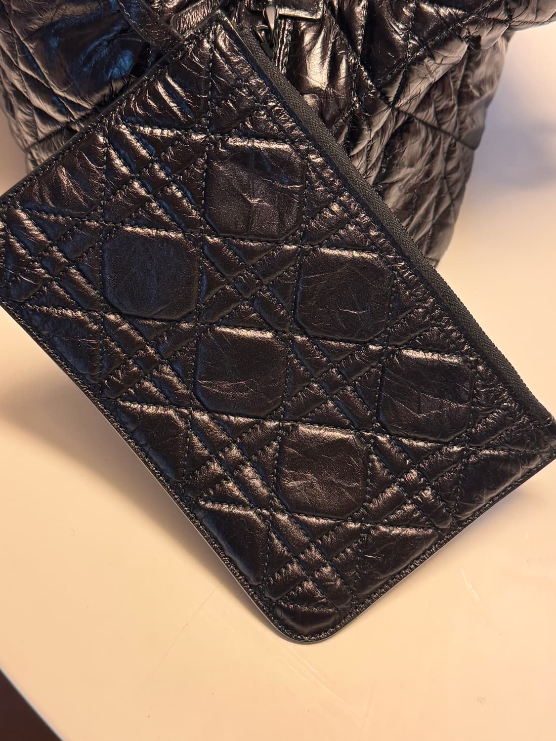 디올 뚜주흐 블랙 미디움 상품이미지6