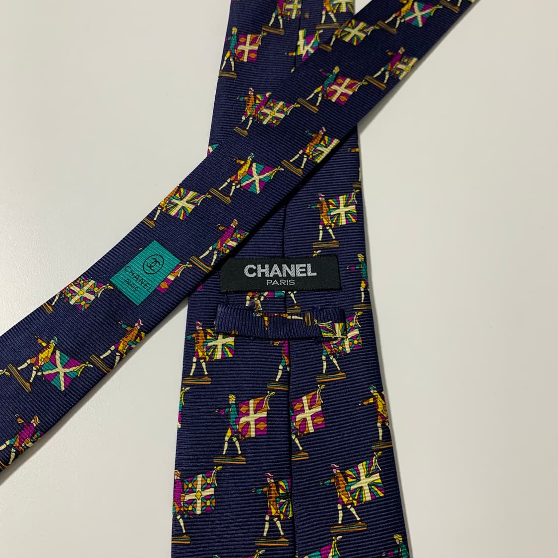 샤넬(CHANEL) 플래그 패턴 실크넥타이 명품 A+등급  클래식타이 상품이미지4