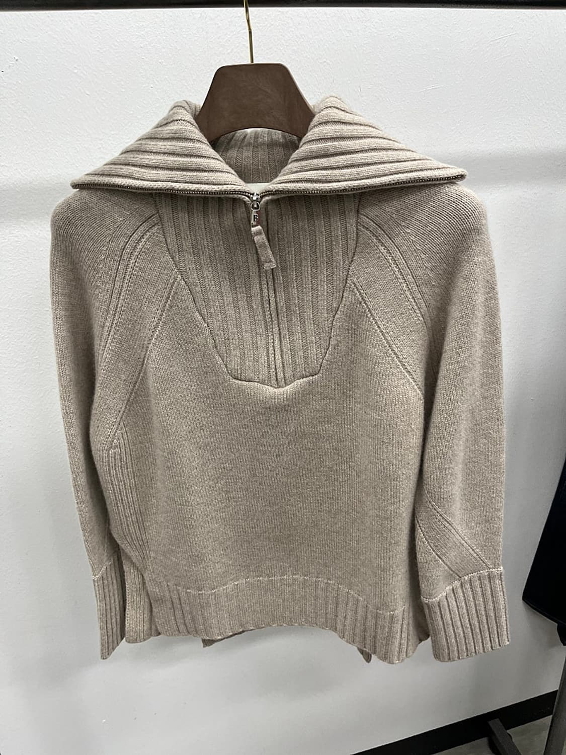 여) 베르니스 하프 울 집업 니트  상품이미지3