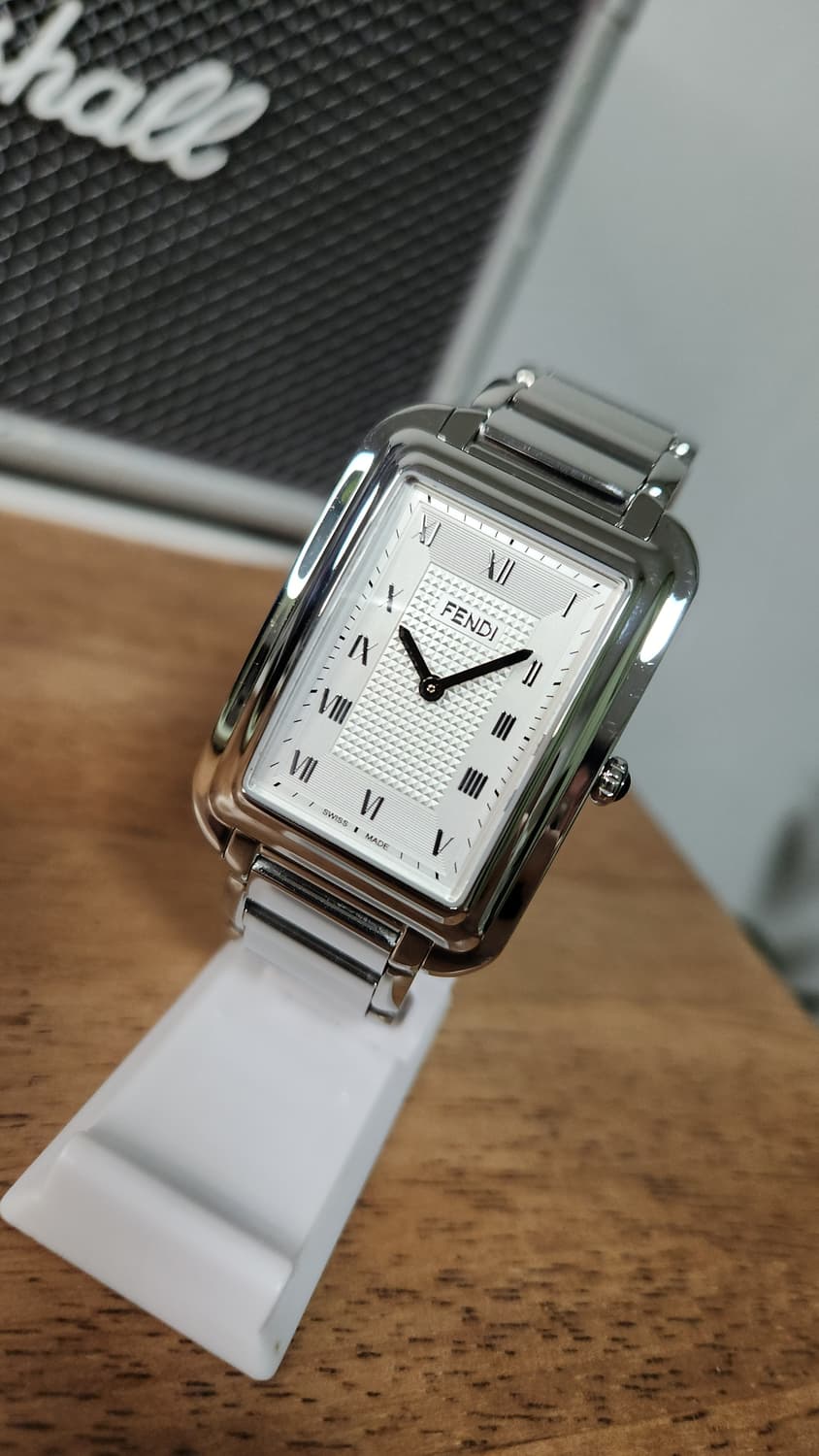 # FENDI 펜디 클래시코 남성명품시계 급처 / 팬디시계 스위스명품시계 상품이미지1