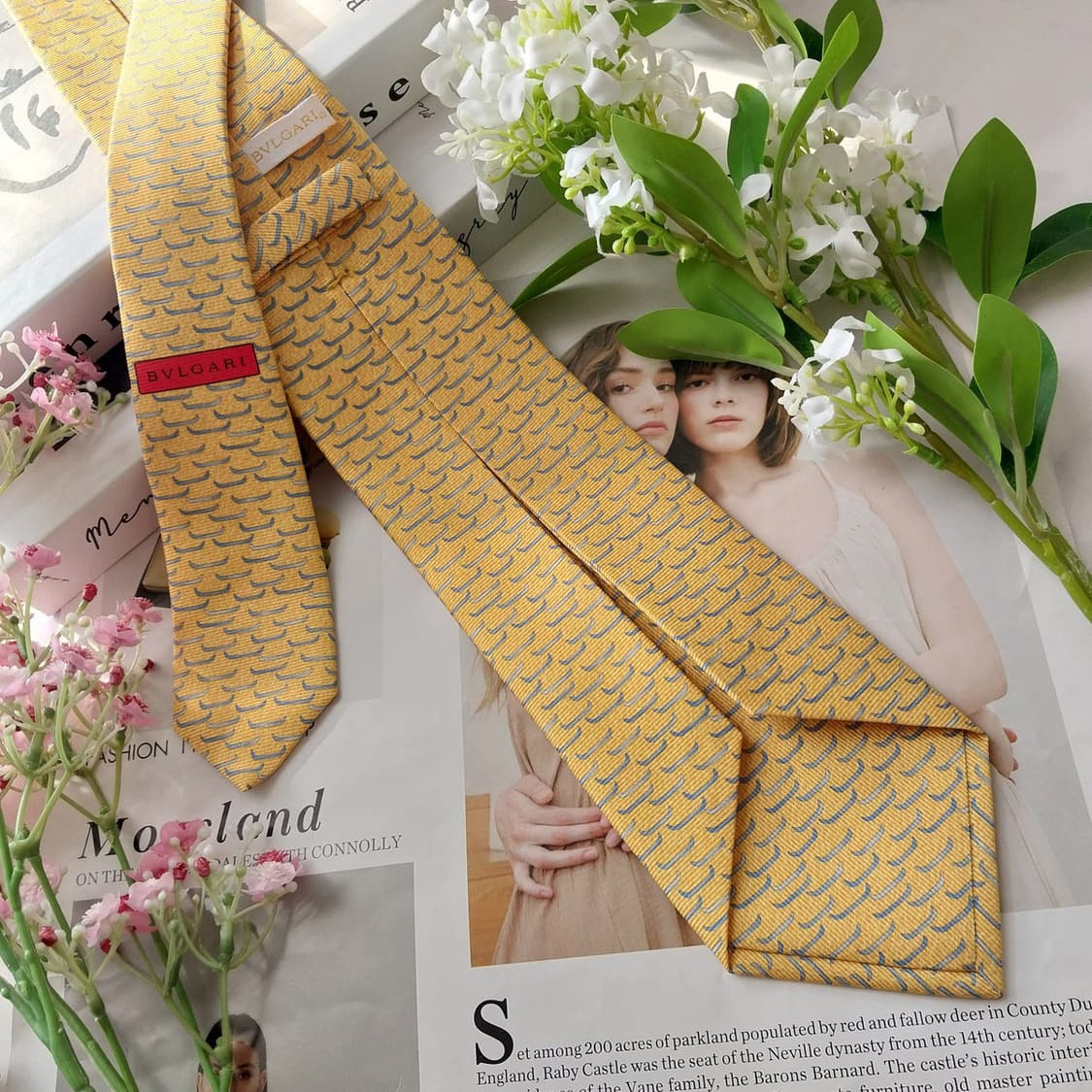 불가리 실크 옐로우 세븐폴드 패턴 넥타이 8.9cm A+등급 K1770
 상품이미지5