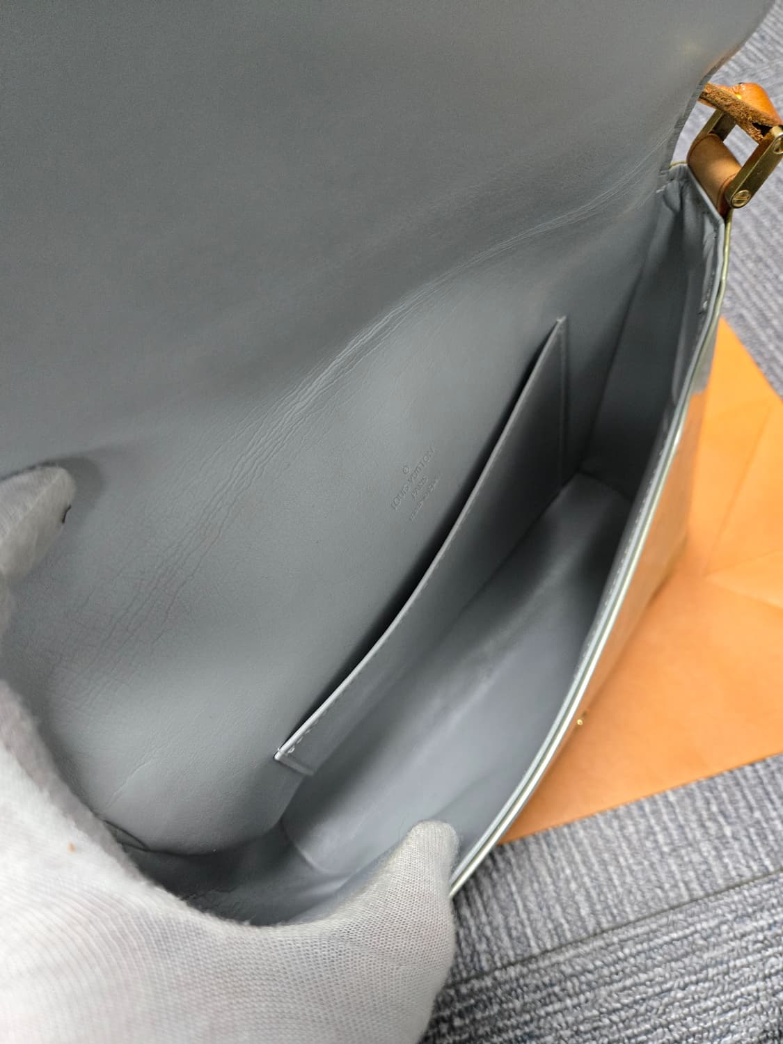 [특가][정품] 루이비통 베르니 메신저백 상품이미지6