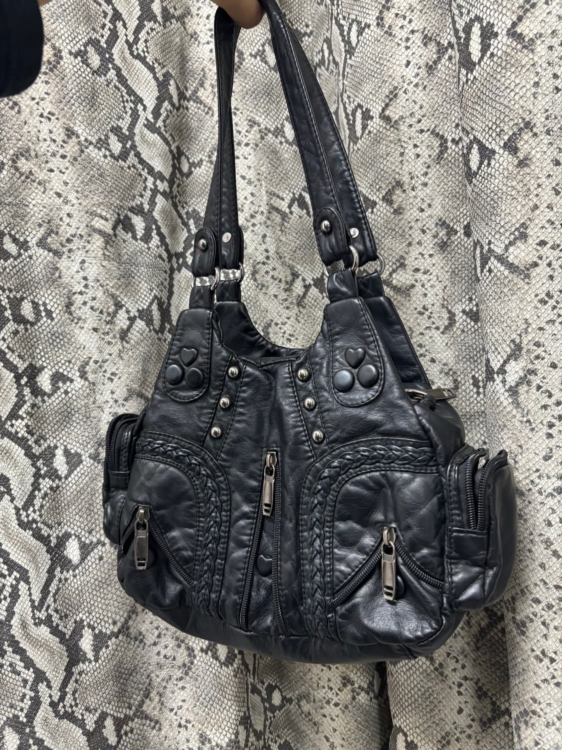 [BAG] 00‘s Rare Design Studded leather B 상품이미지3