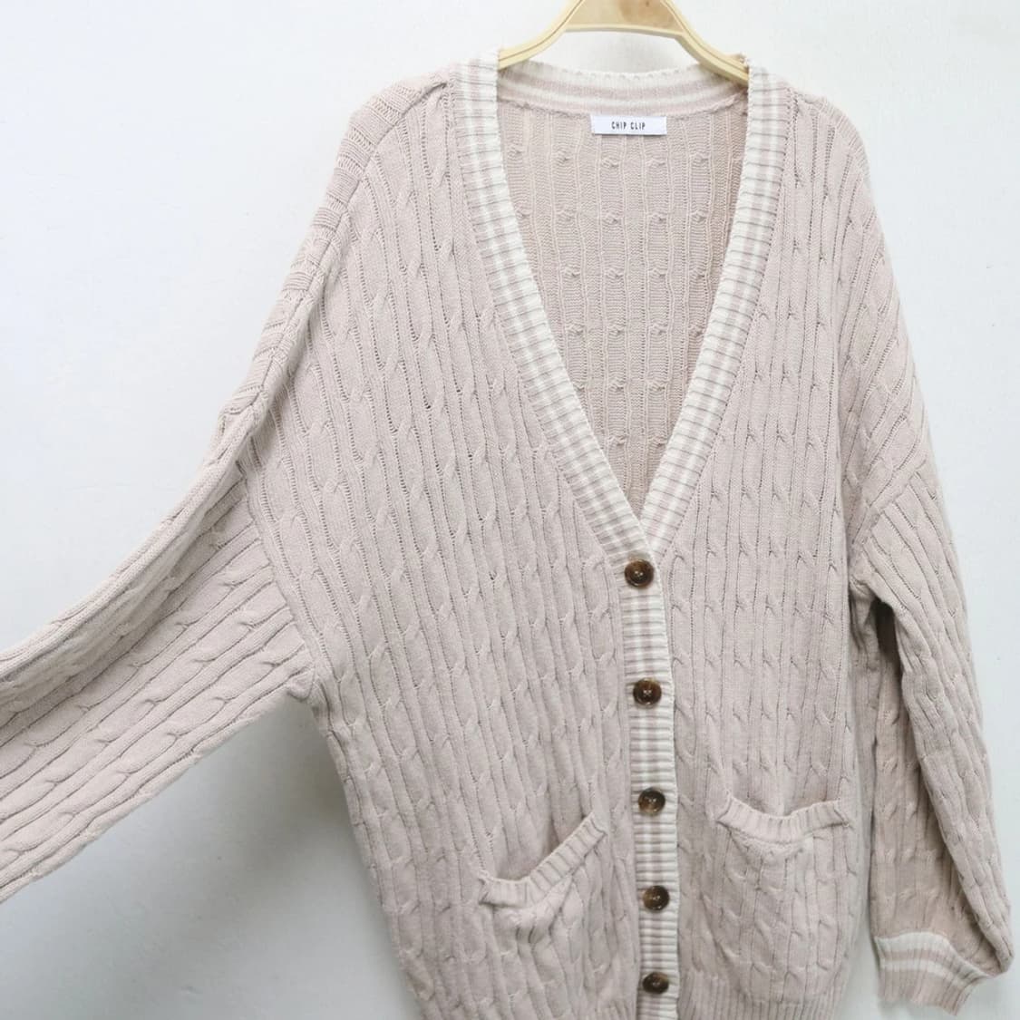 CHIP CLIP 프레피룩 딸기우유 꽈배기 가디건 61629 상품이미지7