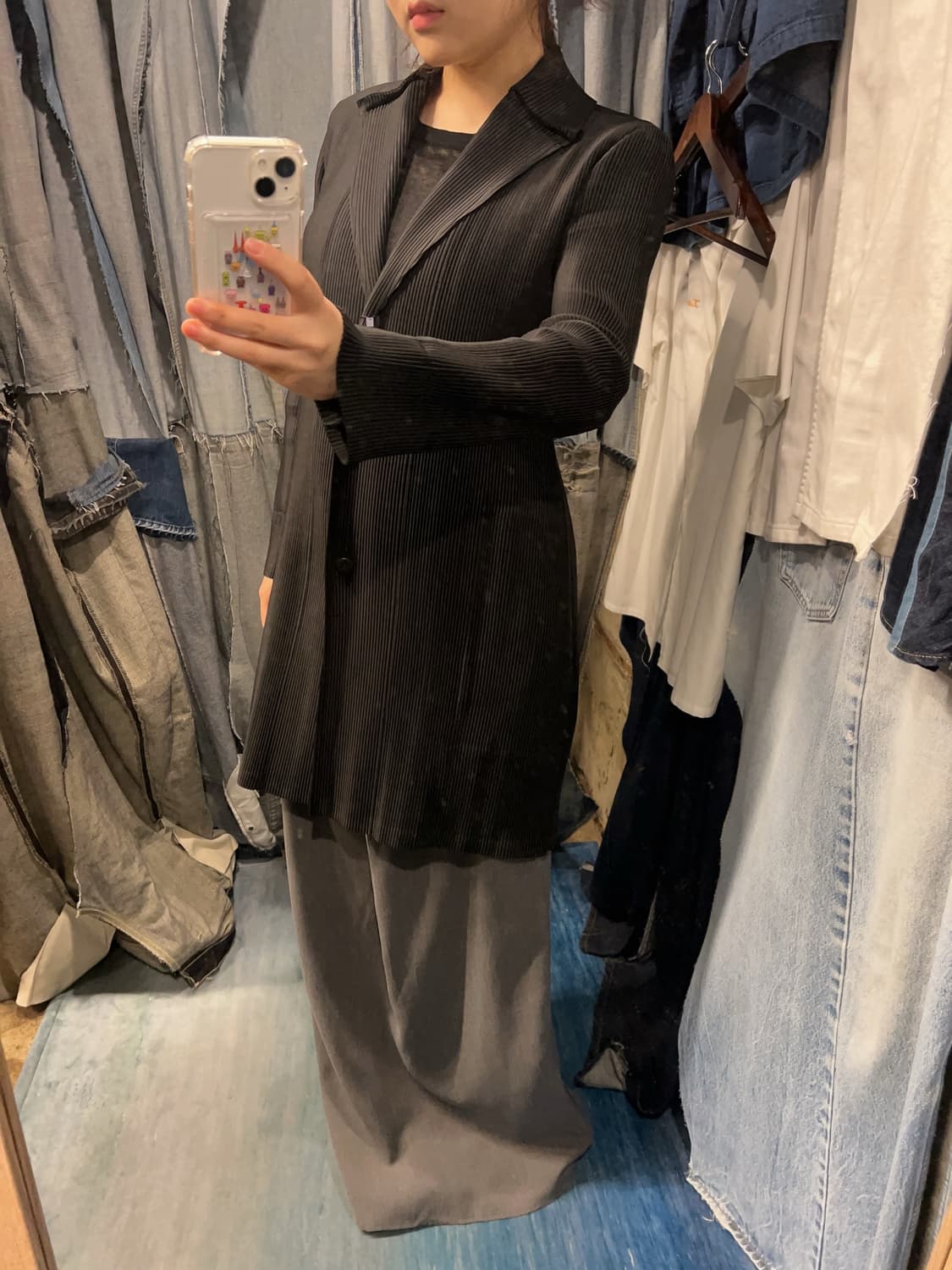 55 ) ISSEY MIYAKE Triacetate Pleats Coat 상품이미지2