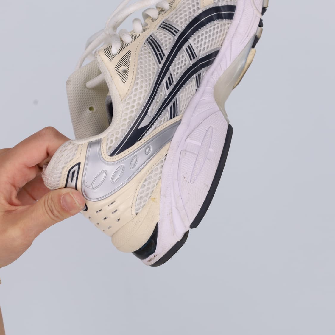 265 아식스 젤 카야노 미드화이트 0331H1 상품이미지8