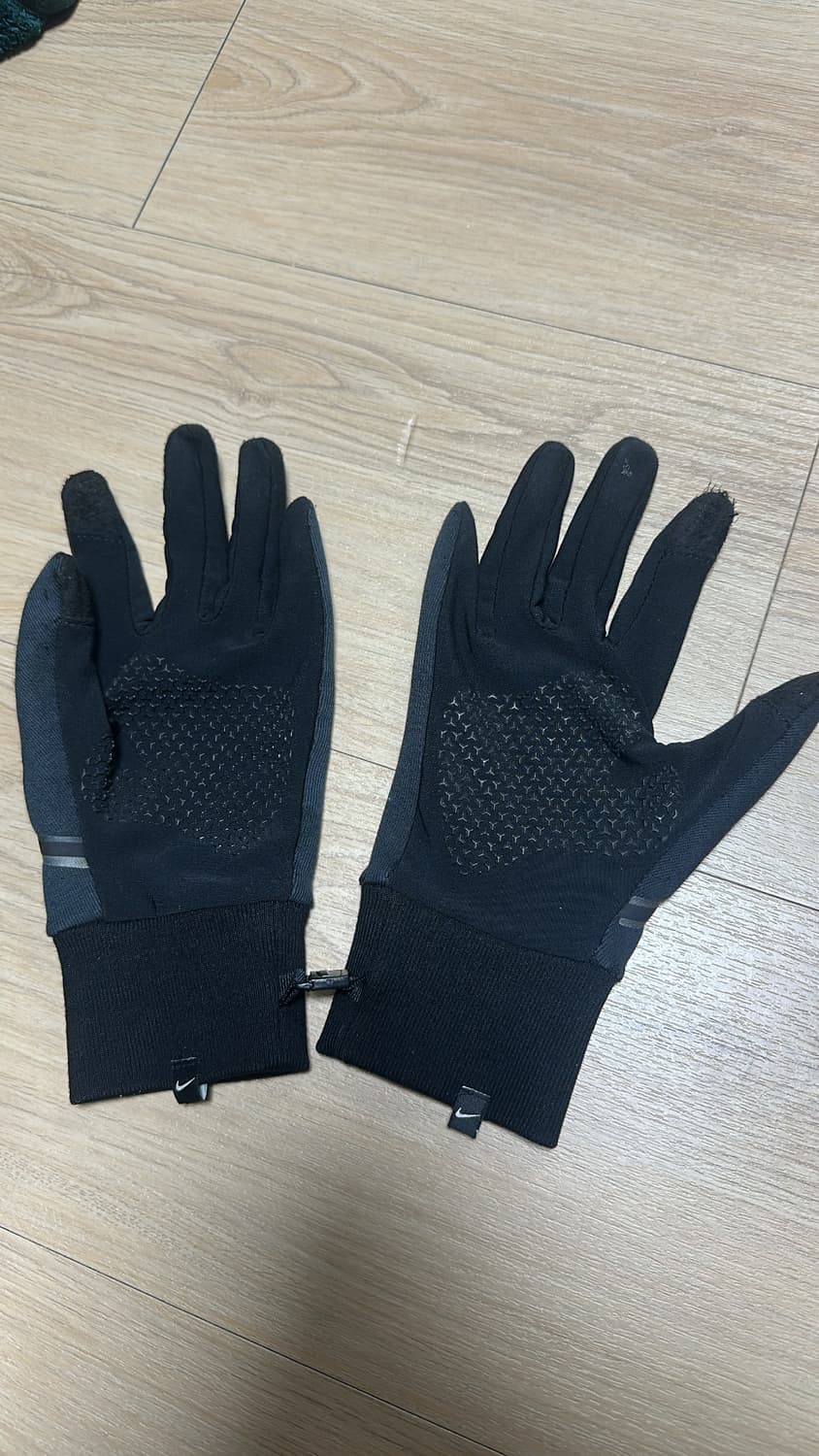 나이키 테크 장갑 상품이미지2
