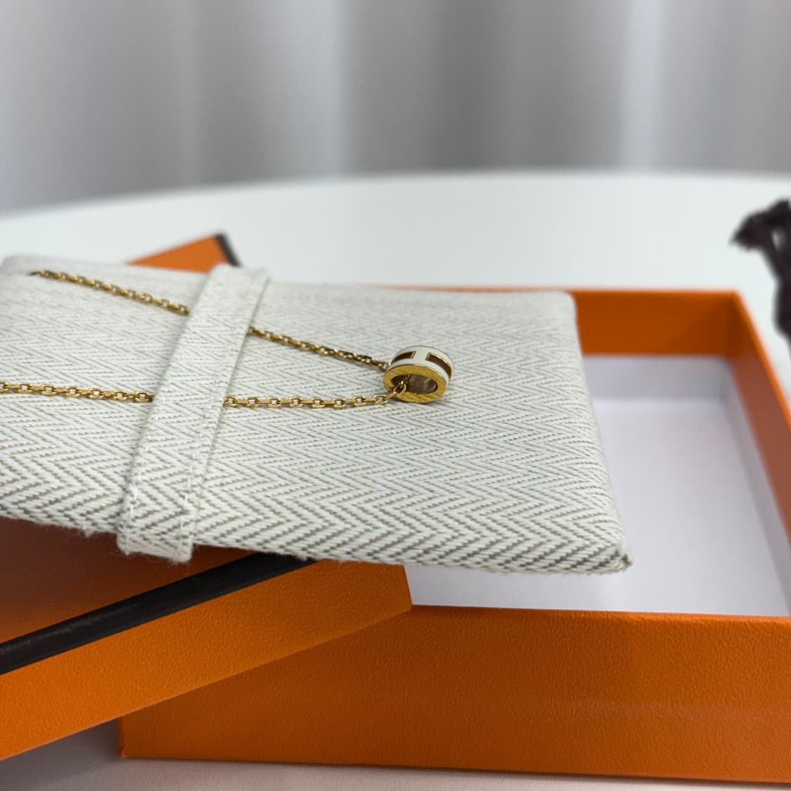 [정품] 에르메스 팝아슈 미니 목걸이 화이트 골드 상품이미지5