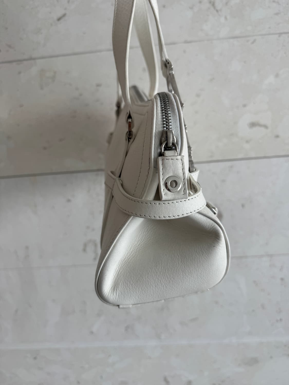 디올 Dior 빈티지 바게트백 가방 화이트/아이보리 번개장터 검수 완료  상품이미지3