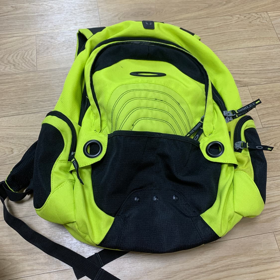 Oakley 오클리 플랙팩 3.0 형광 상품이미지1