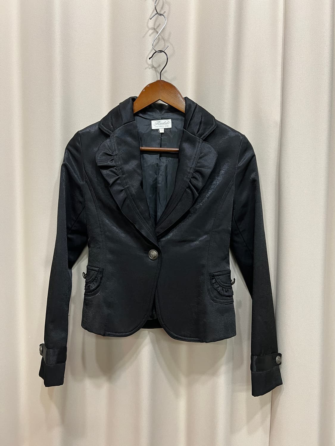 REDDE 빈티지 블랙 셔링 원버튼 블레이저  상품이미지3