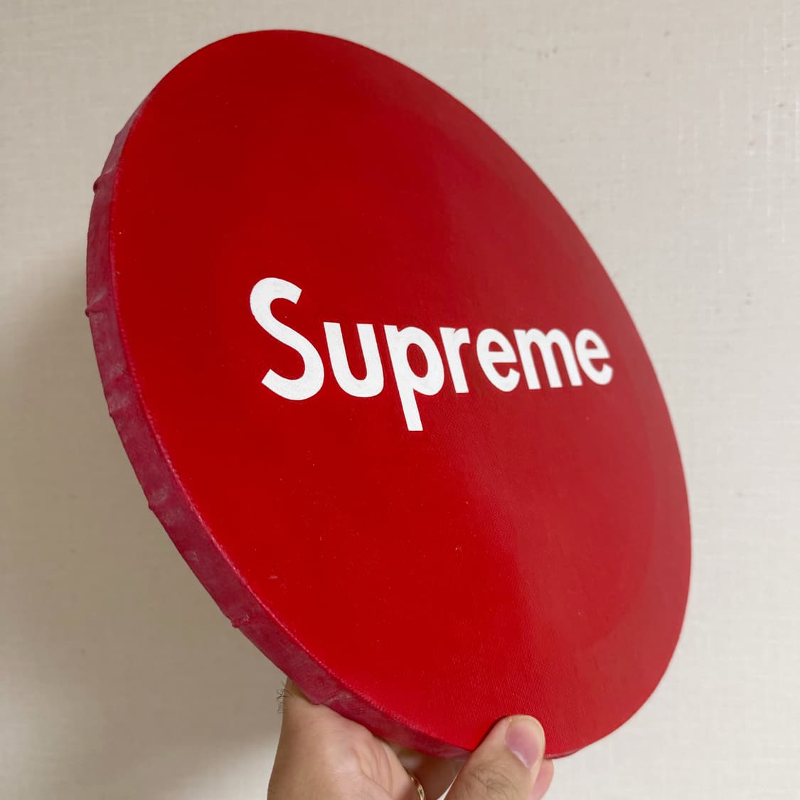 직접 그린 슈프림 로고 캔버스 원형 액자 판넬 30cm 상품이미지5