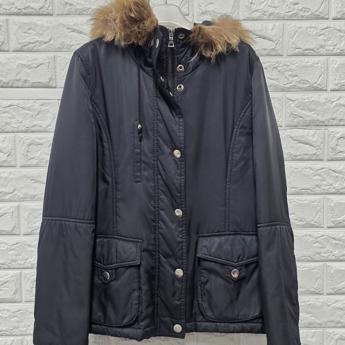 택포) MCM 블랙 패딩 자켓 4사이즈 M 상품이미지1