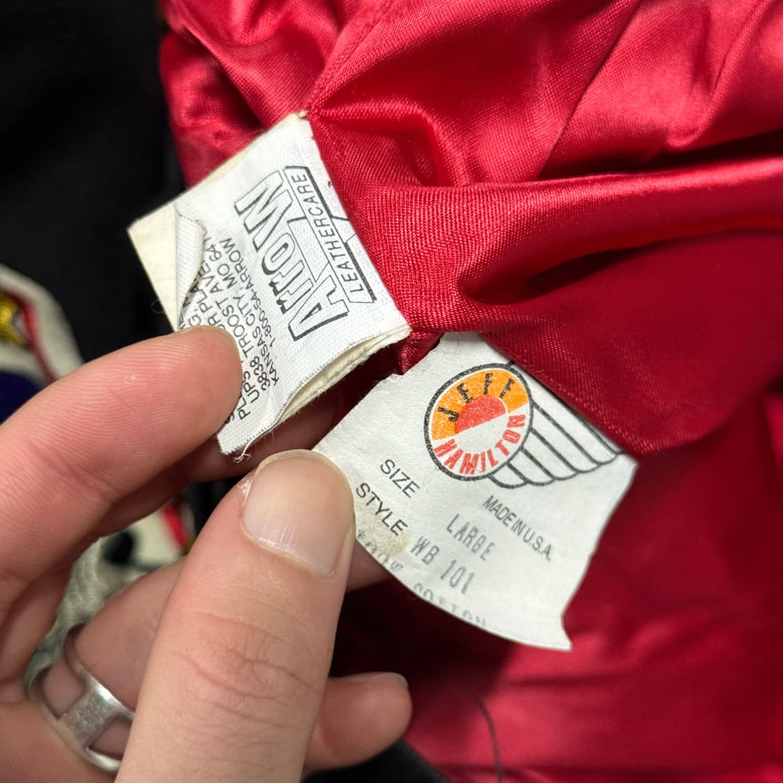 90s 제프 해밀턴 x 루니 툰즈 올드스쿨 레더암 바시티 자켓 상품이미지9