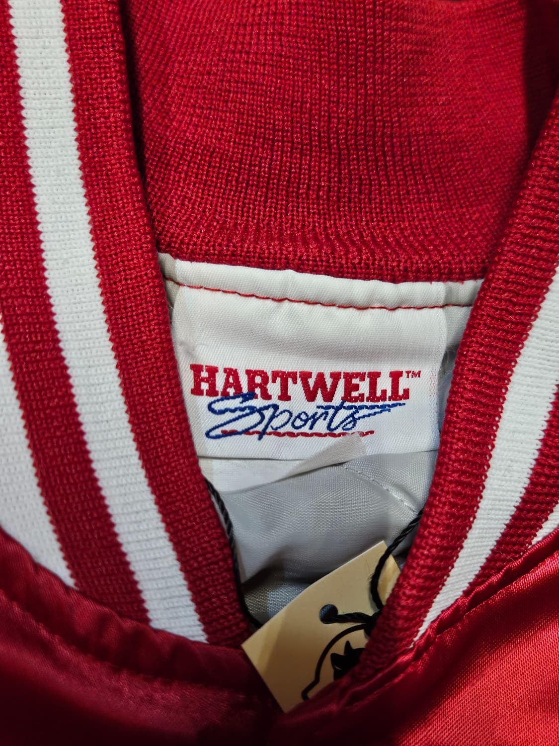 🧥 Hartwell Sports 새틴 바시티 자켓 (레드) – 90s 상품이미지4