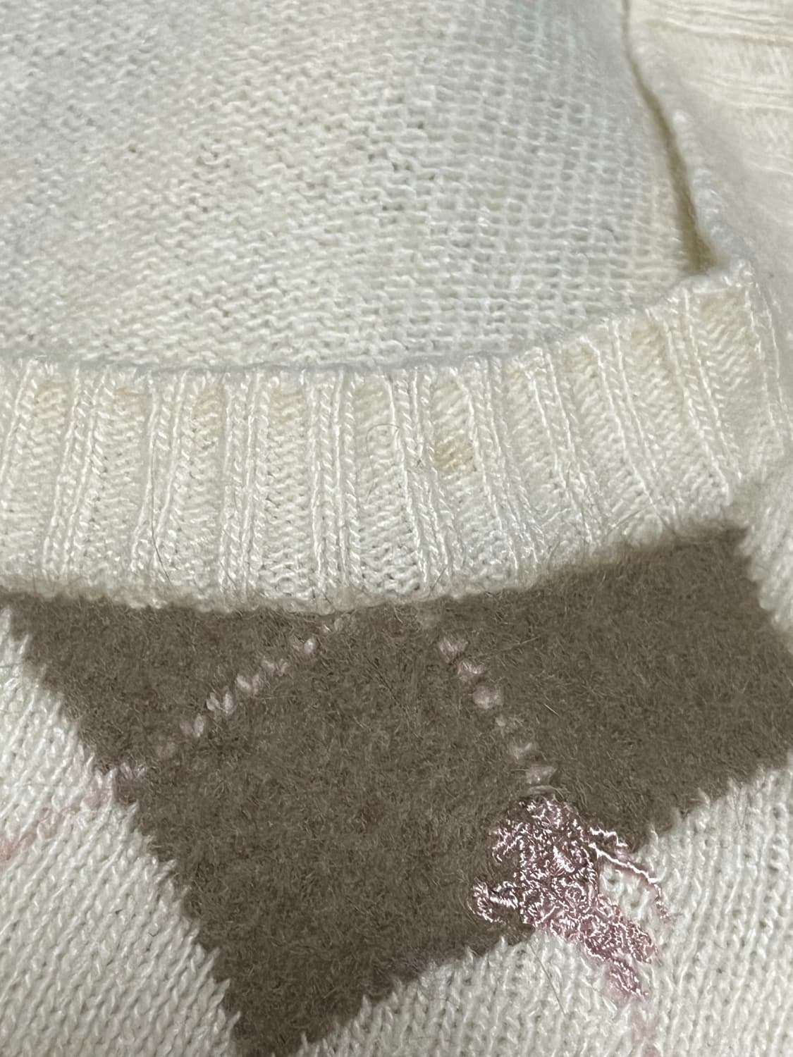 버버리 블루라벨 라떼갸루 아가일 니트 원피스 상품이미지7