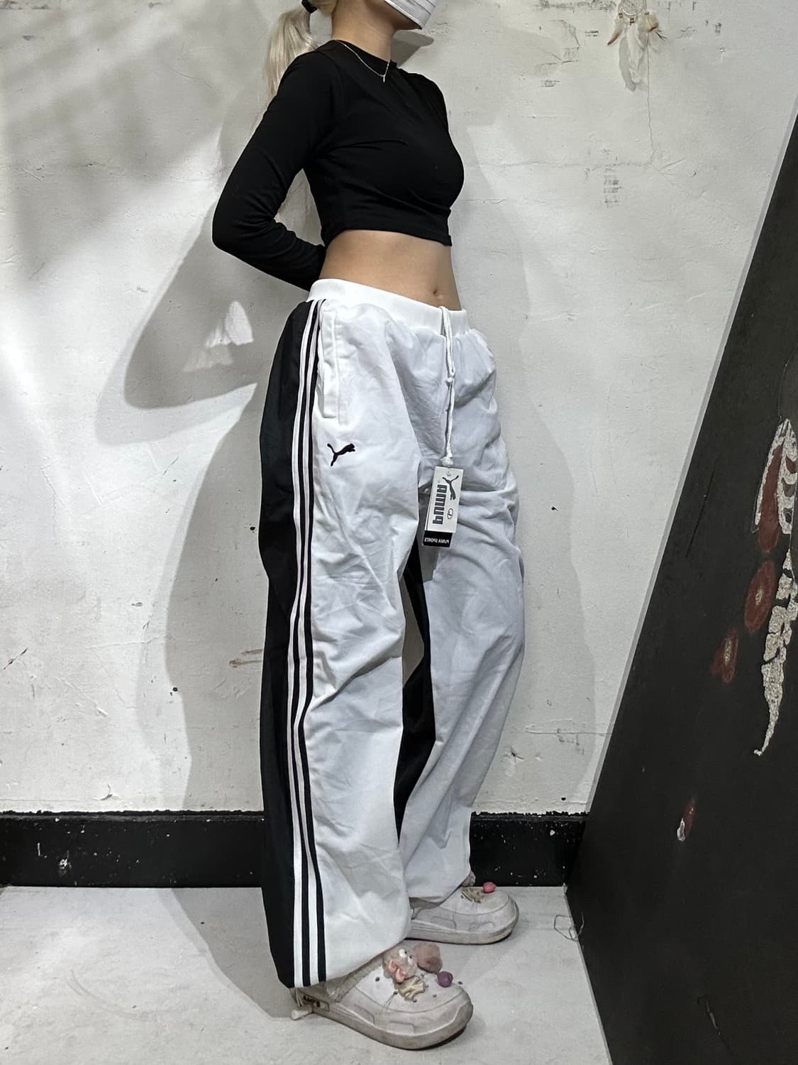 푸마 데드스탁 와이드 화이트 블랙 사이드 라인 추리닝 트레이닝 팬츠 L 상품이미지1