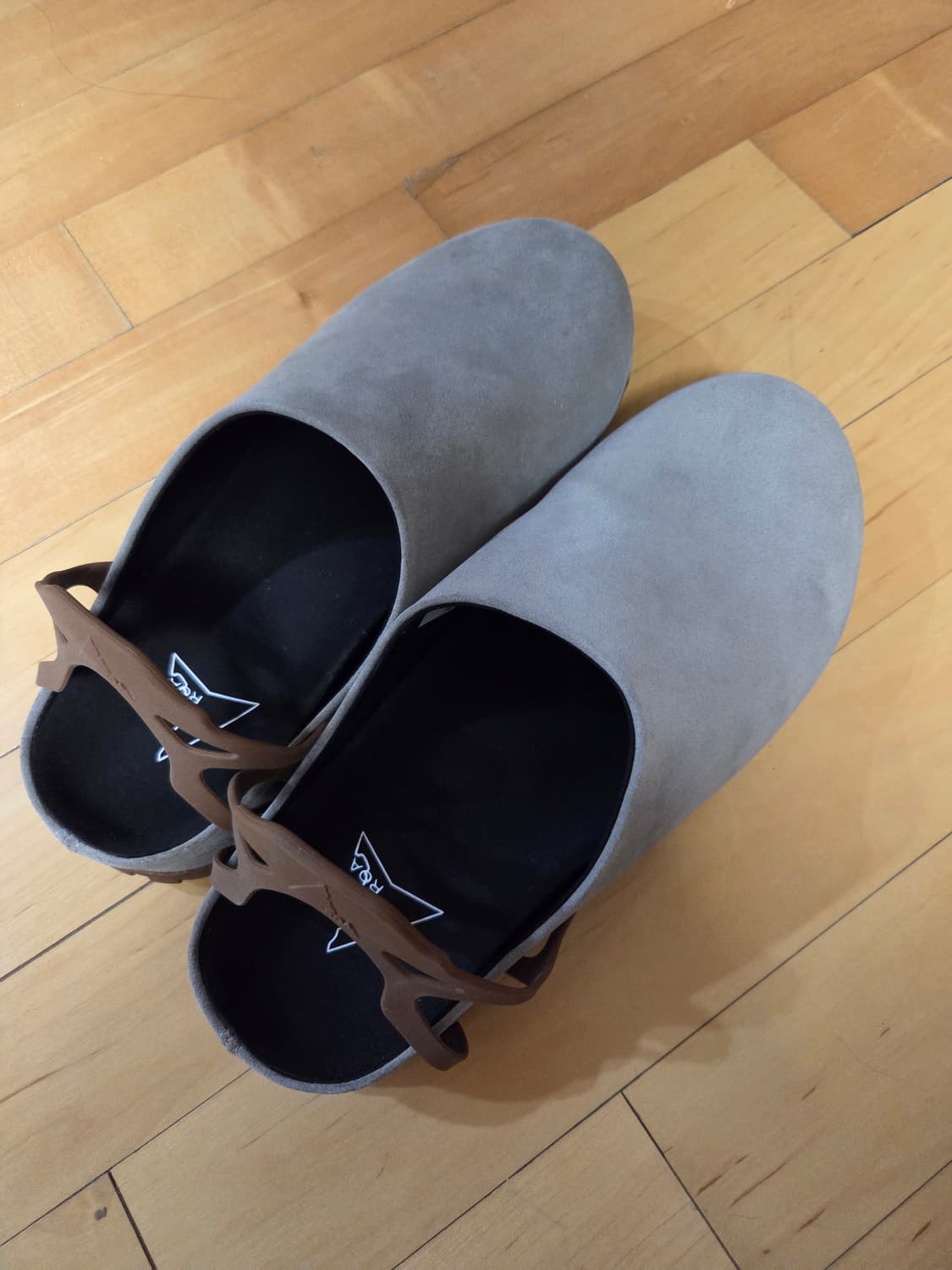 로아 페다이아 그레이 45(290-295) 상품이미지4