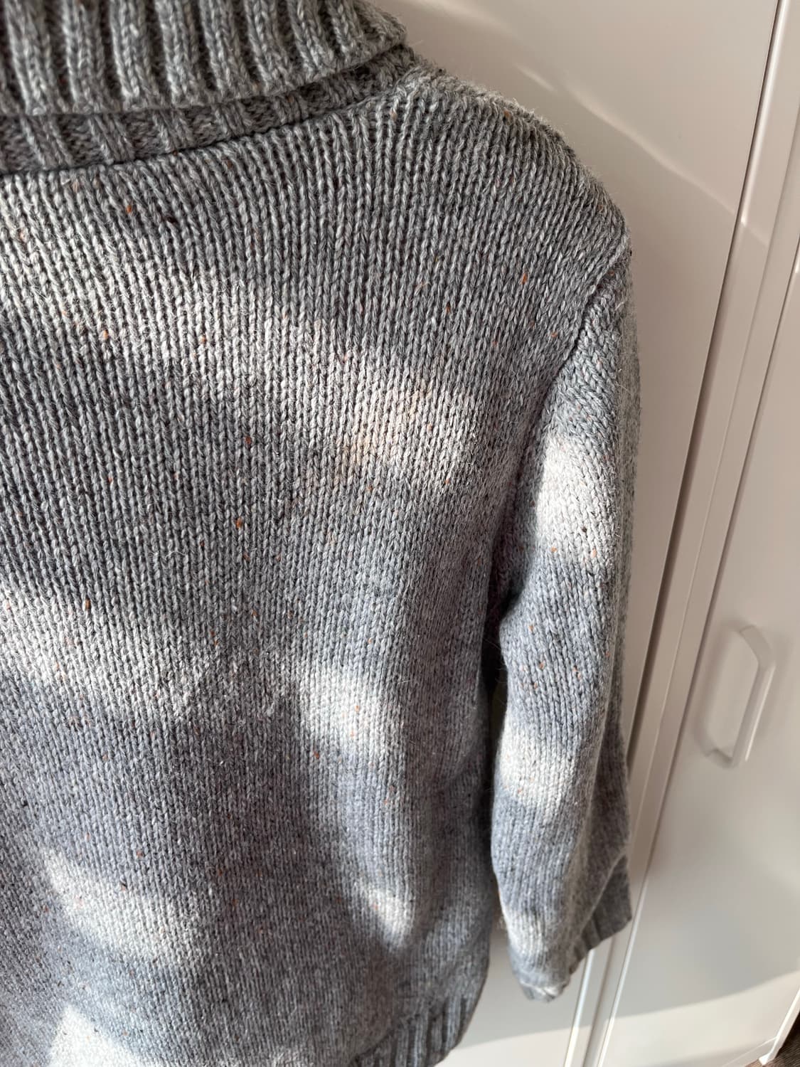 Wordtrobert 양털 후드단추 꽈배기 니트 가디건  상품이미지10