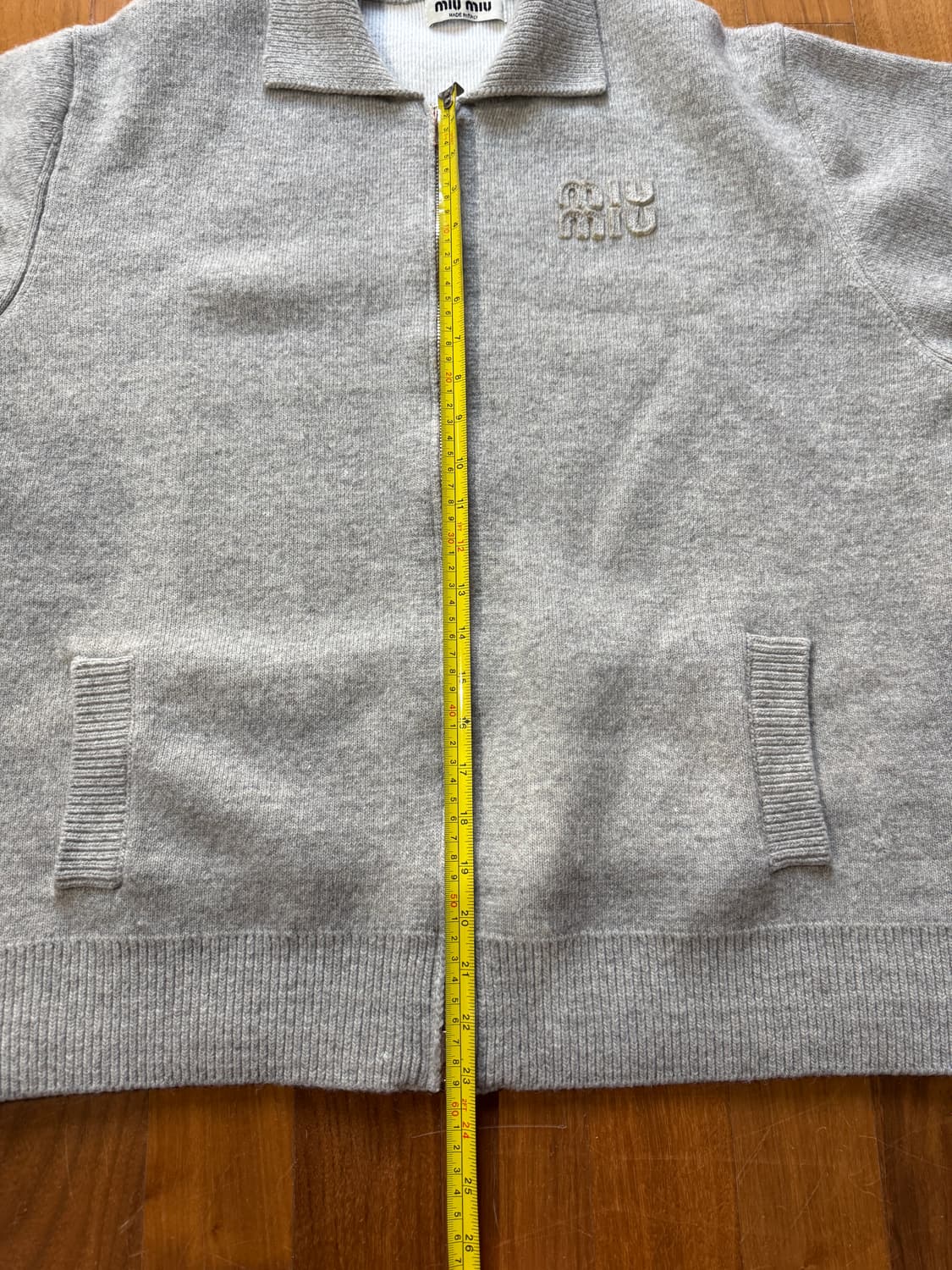 미우미우 가디건 입니다 상품이미지7